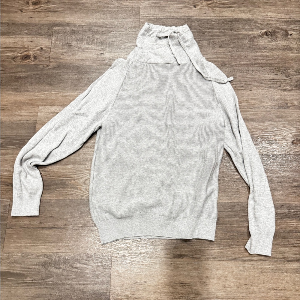 London Fog Light Gray Hoodie